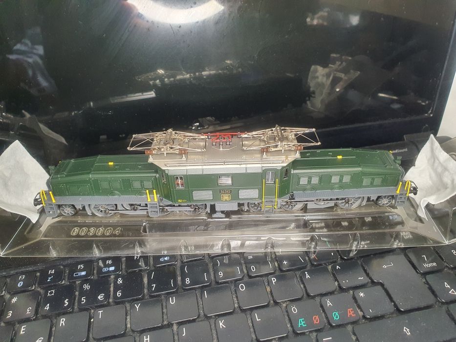 Marklin HO 39560 Swiss Krokodil 2-6-6-2 in Post war SBB Green No 14310