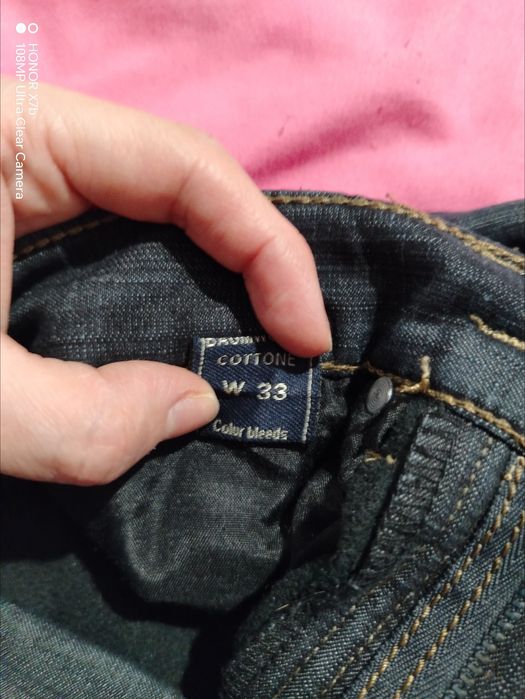 Продам джинсы на мальчика