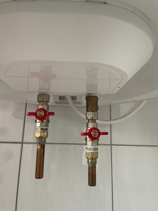 Boiler electric Ariston LYDOS PLUS 50l, 1,8K