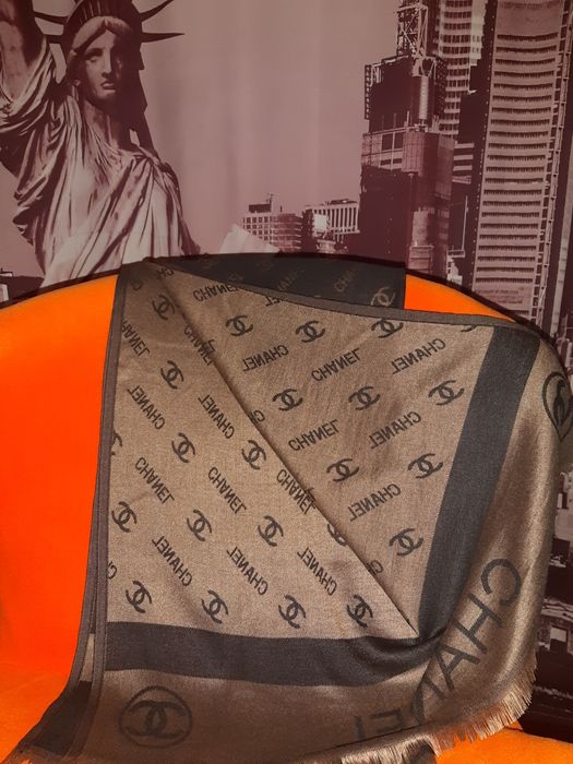 Esarfa/Sal unisex CHANEL