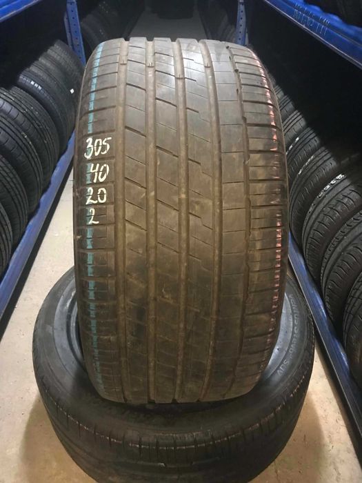 Продавам 2бр. летни гуми Hankook 305/40/20