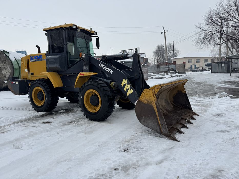 Погрусчик фронтальный