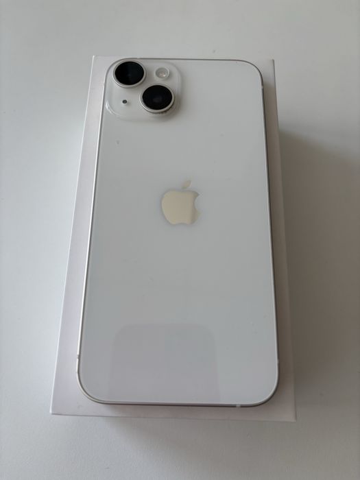 iPhone14 цвят бял