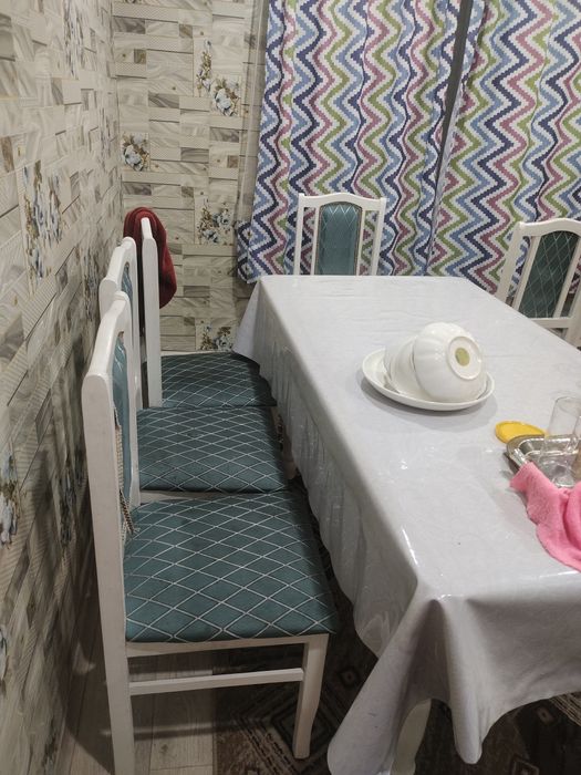 Продам стол со стульями