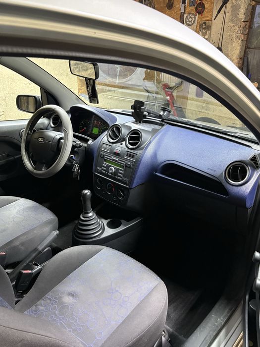 Ford Fiesta 1.3 бензин