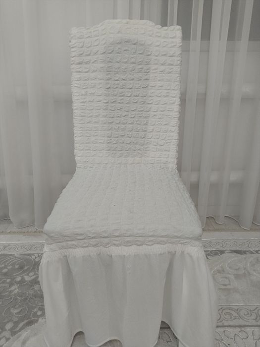 Продам стол со стульяими