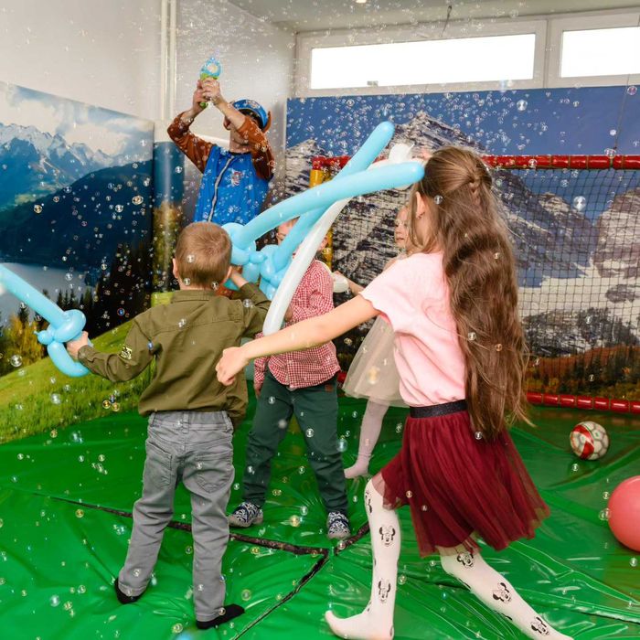 Аниматор за детски партита и рожденни дни