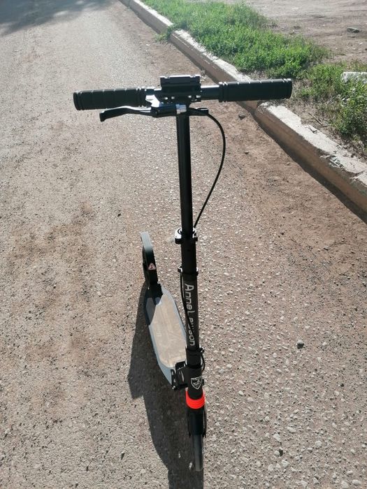 Продам самокат Anne Lawson