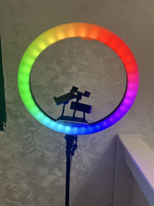 Кольцевая лампа RGB