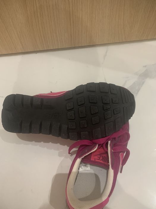 Маратонки Nike , номер 36