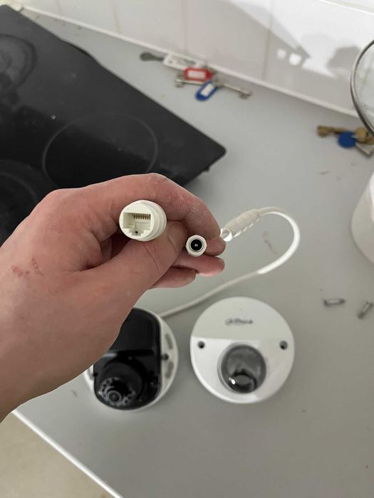 Camera Dahua IPC HDBW4431FP-AS. Am 5 camere de acest model. Pret afisat pentru o singura camera