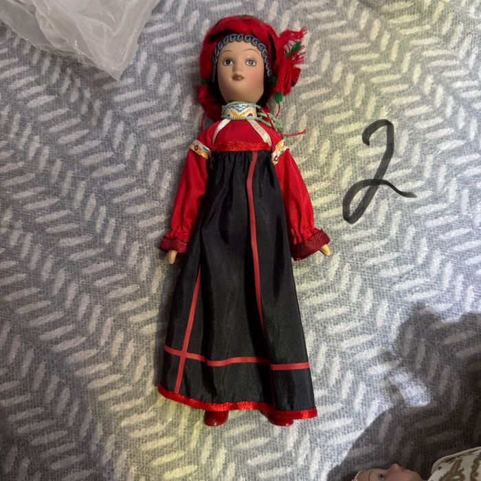 Продам кукол страны и наряды народов мира