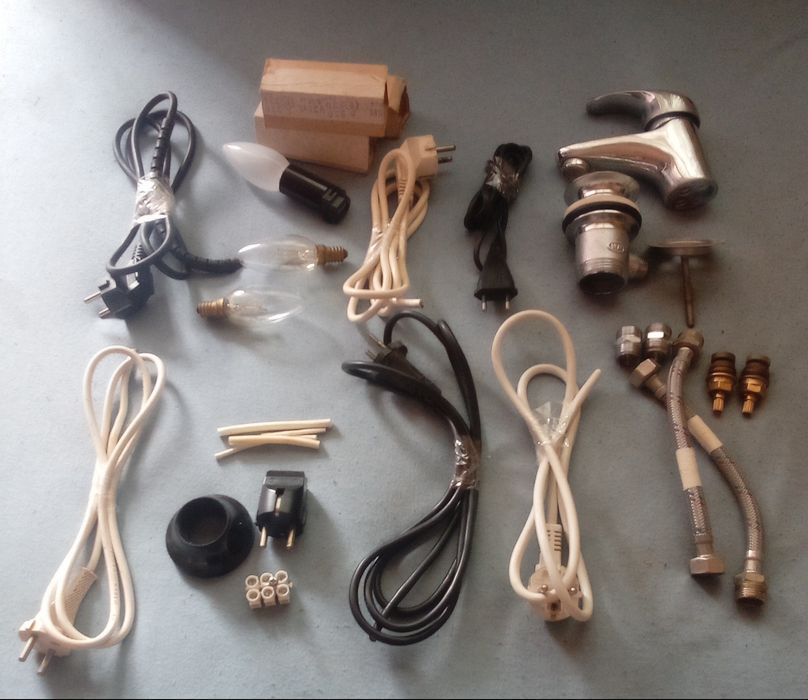 Лот за електрически и водопроводни нужди