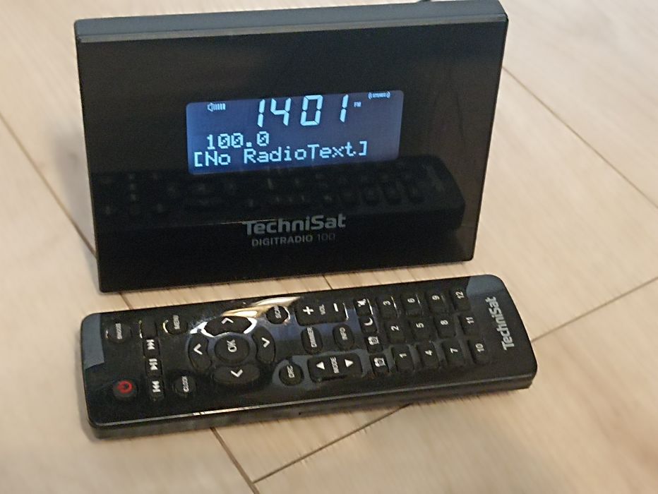 Emițător bluetooth radio Technisat 100