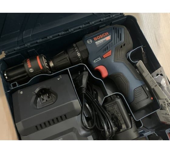Shurupovert GSB 12v-30 sotiladi.