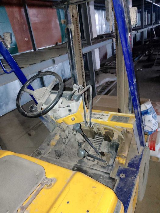 Погрузчик komatsu