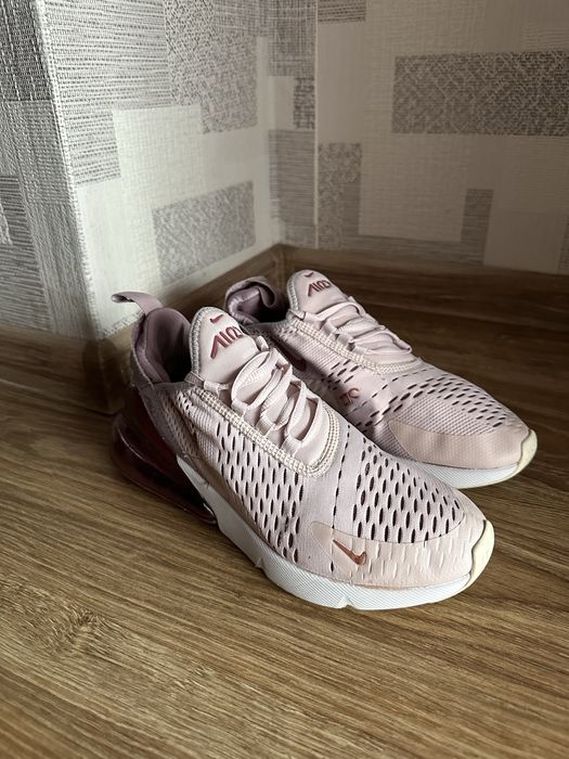 Дамски маратонки Nike