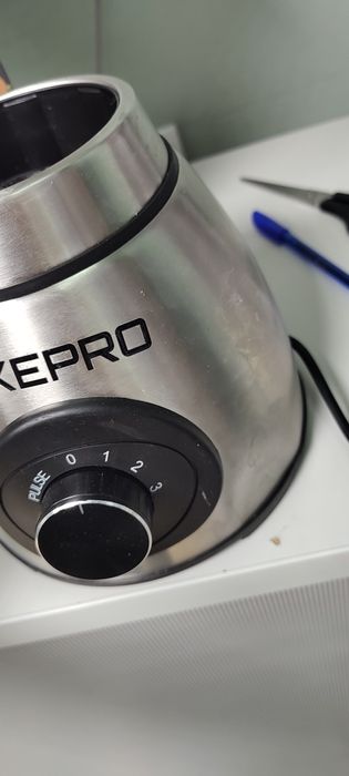 Блендер измельчитель