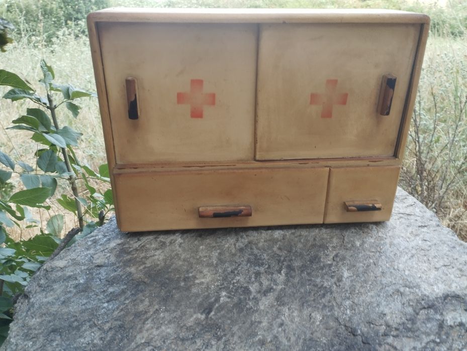 Аптечка от  соца