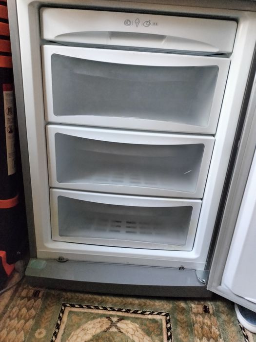 Холодильник самсунг