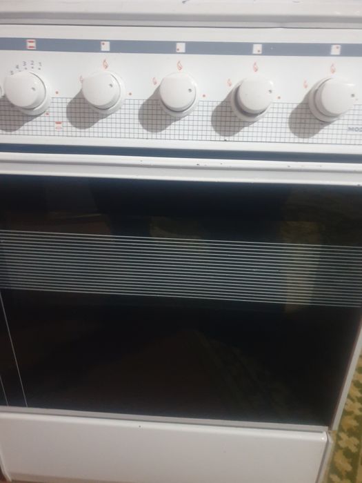 Продается газовая плита Брест Гефест