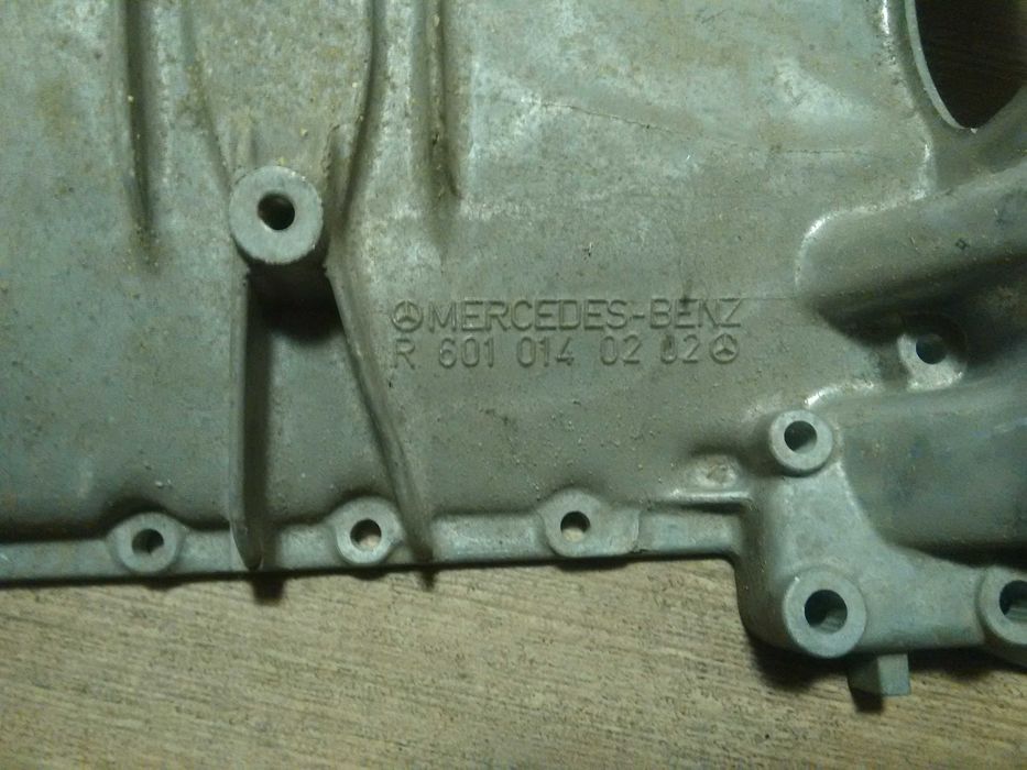 Baie ulei Mercedes W201, E-Klass, W124, S 124T