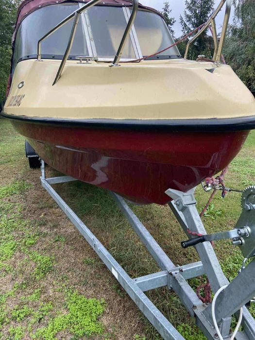 Vand barca corsar 730wt ( primul propietar, ca noua)