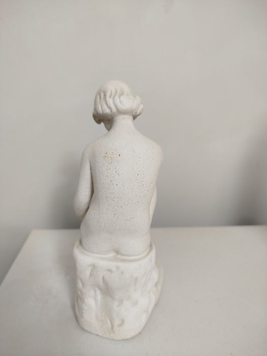 Продам статуэтку