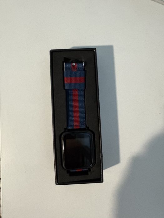 Смарт часовник Lenovo S2