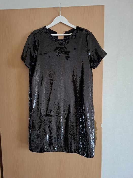 Платье коктейльное