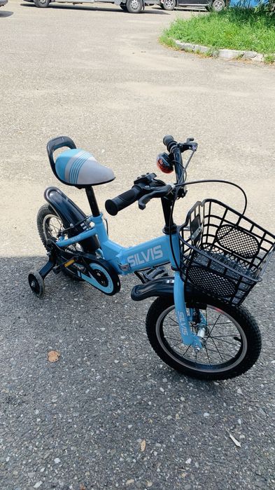 Bicicleta copii cu roti ajutatoare