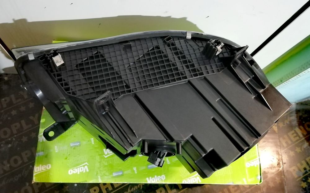 Фар Фарове за BMW X5 F15 X6 F16 X5M X6M / БМВ X5 Ф15 Х6 Ф16 Х5М Х6М.