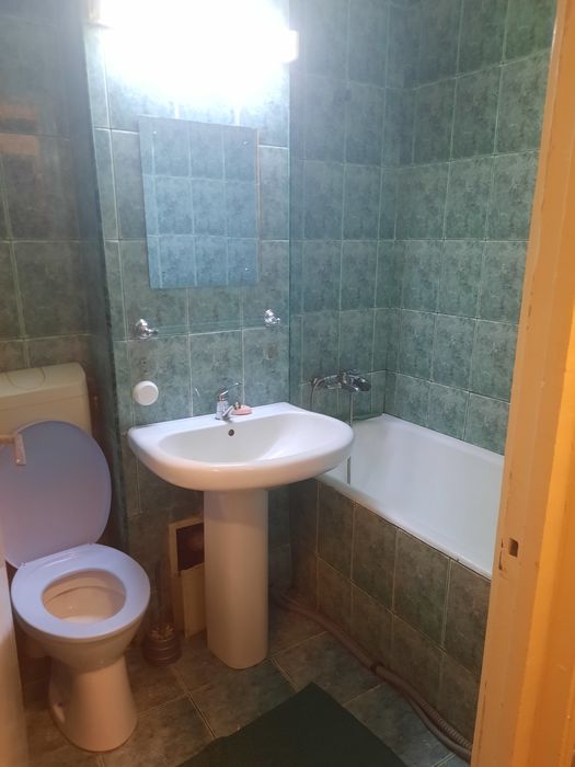 PF.Dau in chirie garsonieta conf 1,29 mp,Manastur,str Peana,etaj3,