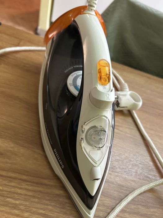 Phillips steam iron
