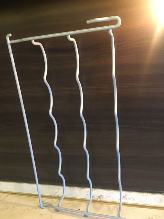 Рафт за бутилки за хладилник