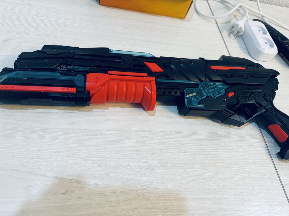 Игрушечный дробовик