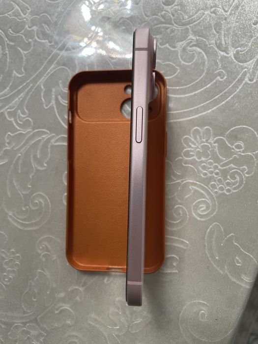 Iphone 15 идеалном сост