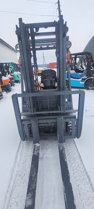 Продам вилочный погрузчик. Кара