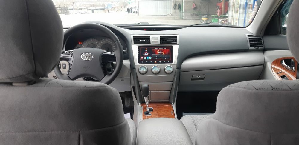 Toyota Camry 40 сотилади