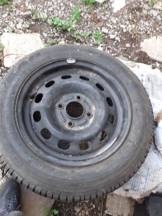 Гуми и джанти за автомобил и мотор