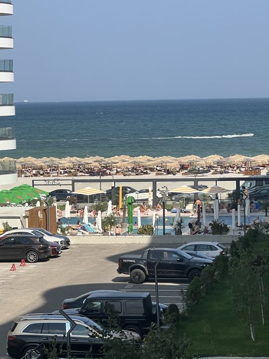 Inchiriez apartament prima linie la mare in Mamaia nord