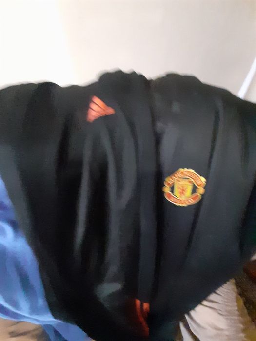 Екип на Manchester United  и три оригинални долнища на Naik,,Adidas.