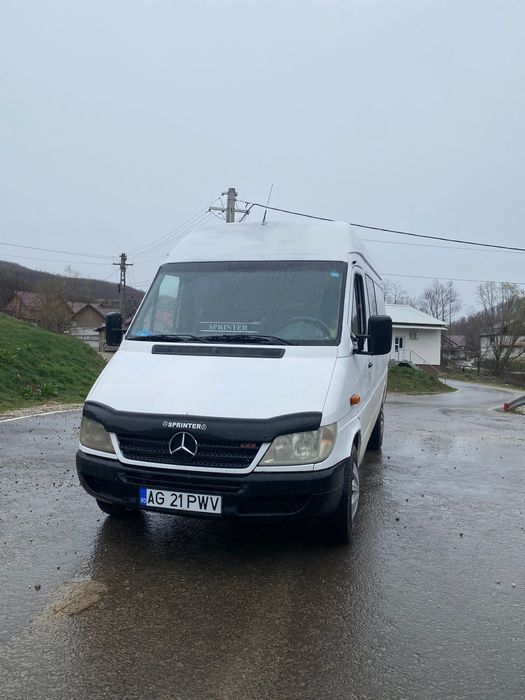 Vând Mercedes sprinter