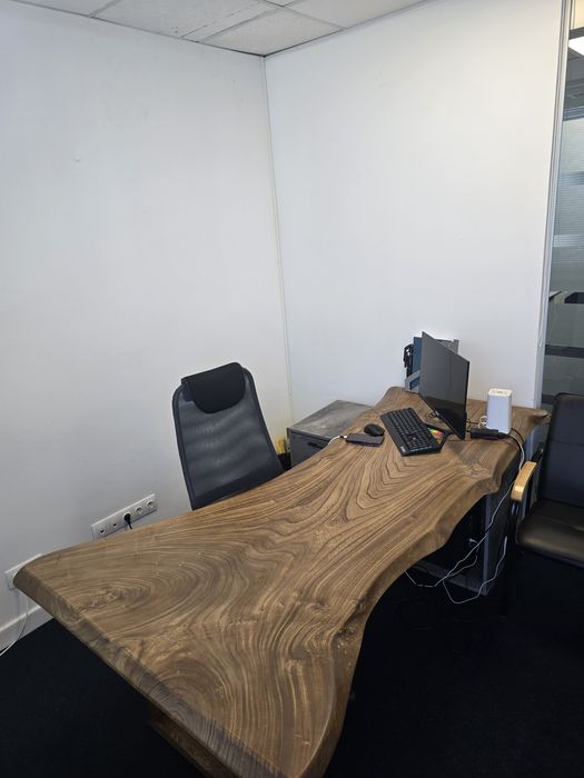 Стол руководителя массив дерева