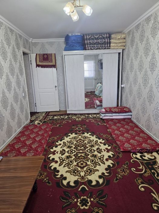 Квартира сотилади қора қамиш 1/2 қора қамиш 1/2да бир хона икки хона қ