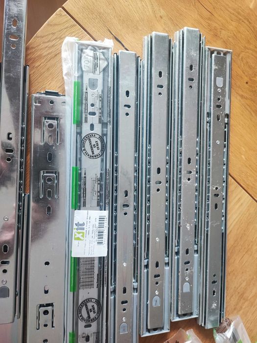 Водач за чекмедже пуш 400 мм. 4 комплекта