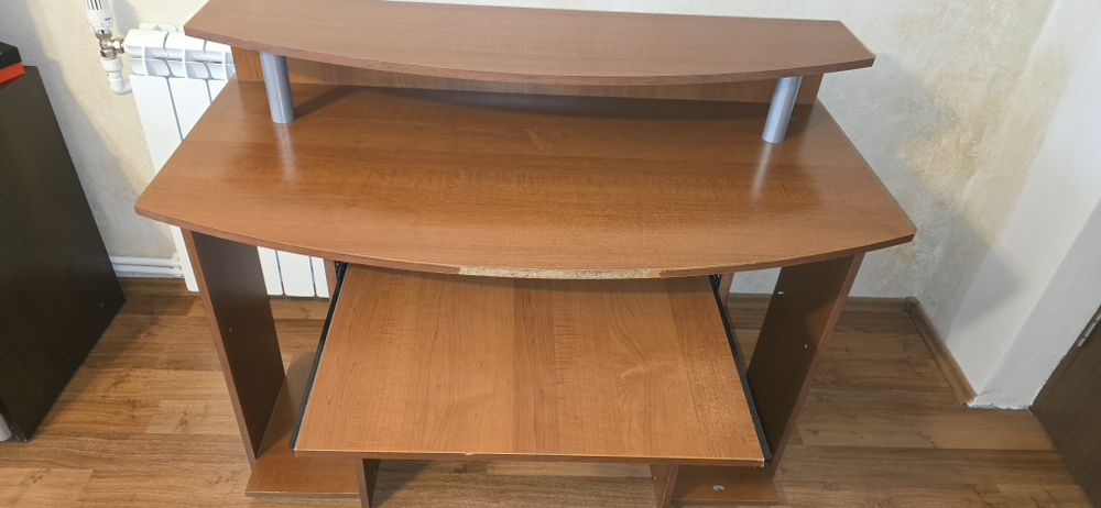 Birou Mobexpert din material pal folosit