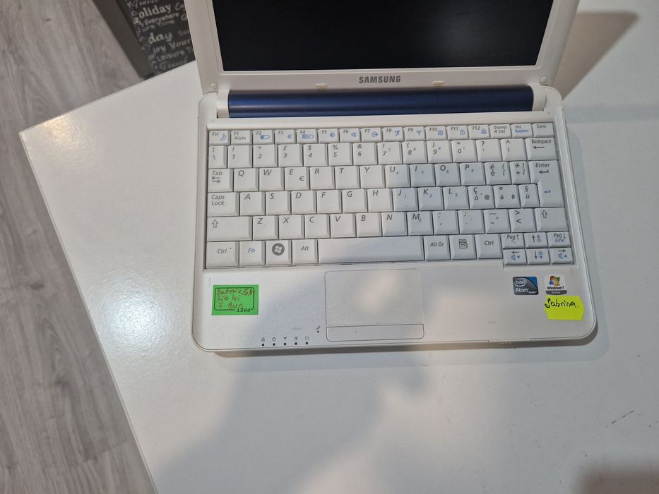 Mini laptop Samsung perfect funcțional