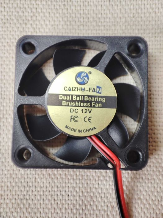 Кулер вентилятор DC 5, 12V  40х40х10 2pin
