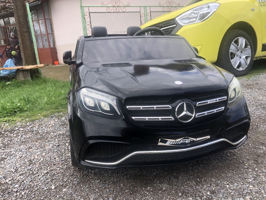 Електрическа кола Мерцедес AMG GLS63